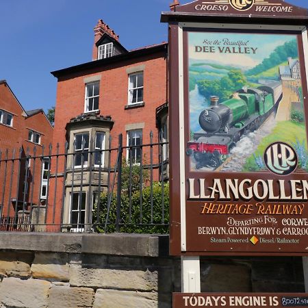 Westoe Hideaway Villa Llangollen Eksteriør billede