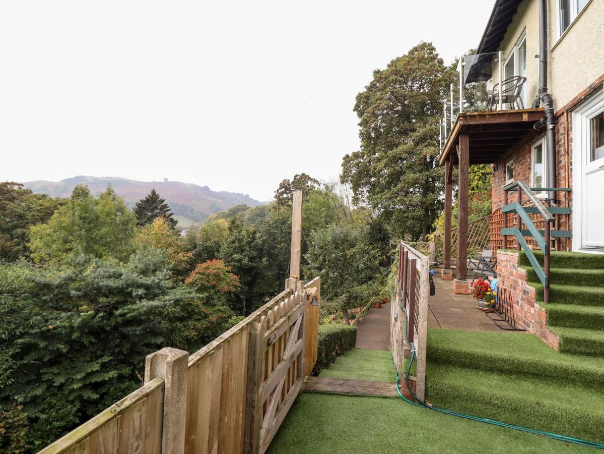 Westoe Hideaway Villa Llangollen Eksteriør billede